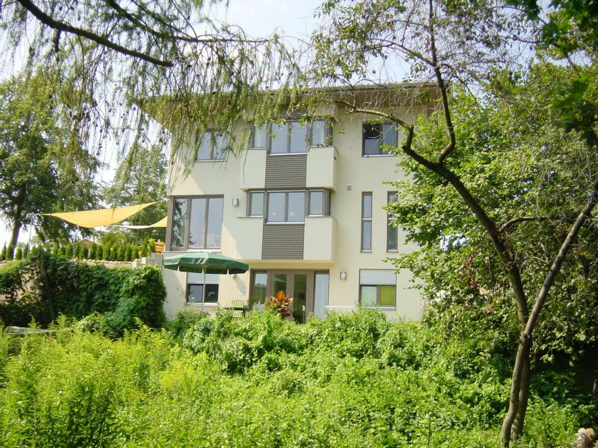 Villa Am Weinberg Waren  Buitenkant foto